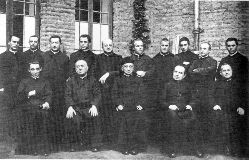 Padressalesianos — 1912 | Chile de Ayer