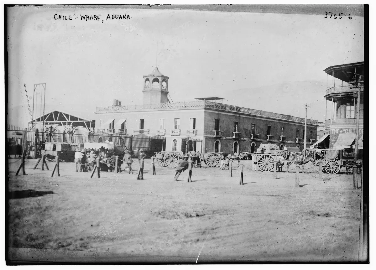 Chile - Wharf, Aduana LCCN2014701076 — Iquique — 1915 | Chile de Ayer