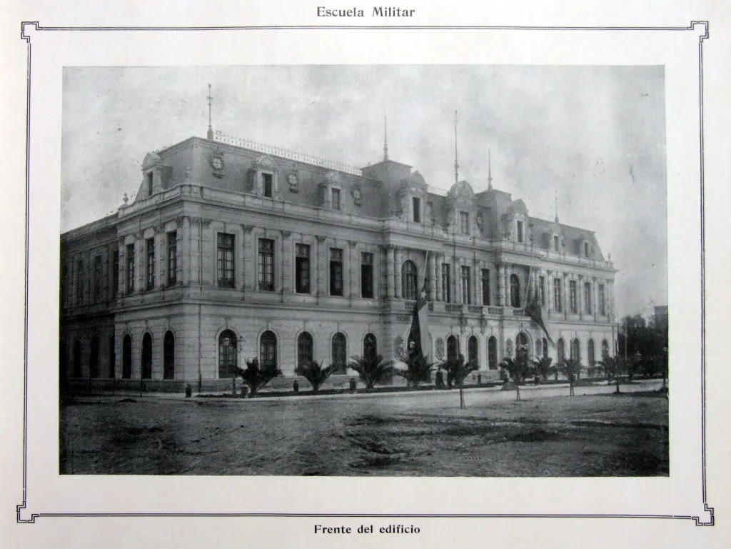 Ejércitodechile-álbumgráfico-1910-DSCF1381 — Santiago — 1910 | Chile de Ayer