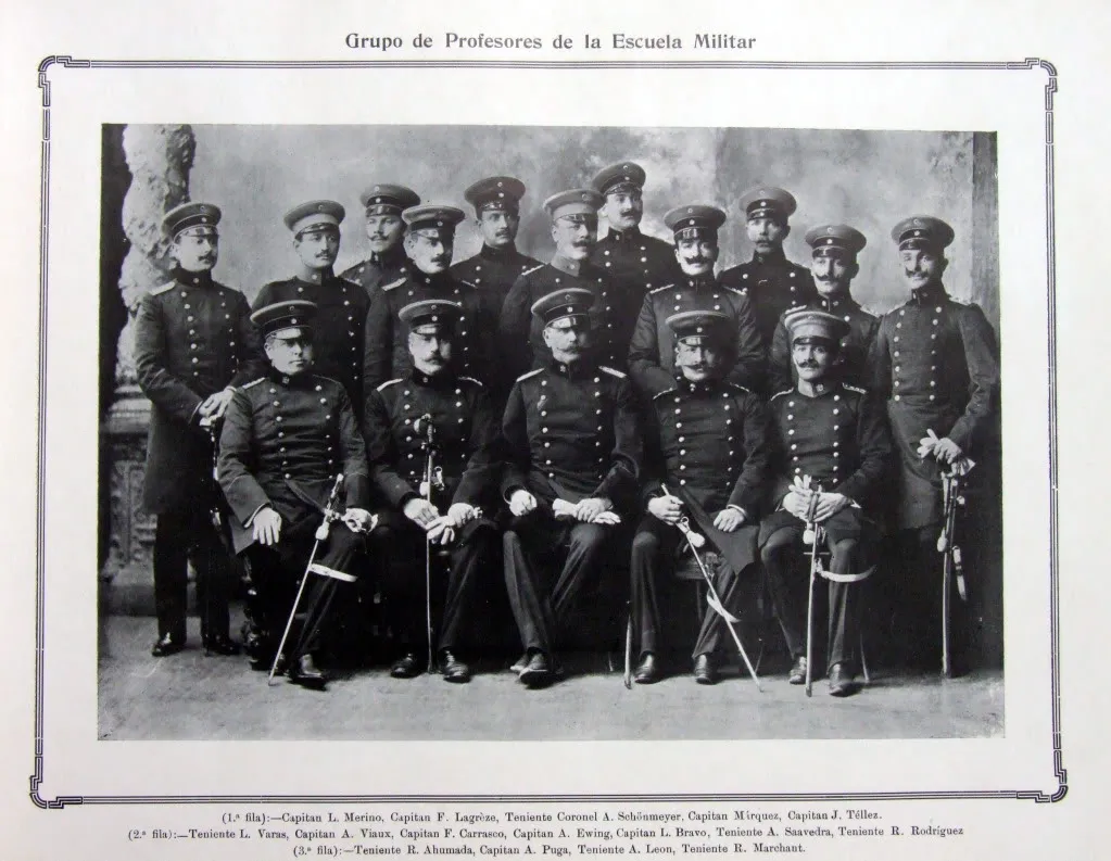 Ejércitodechile-álbumgráfico-1910-DSCF1382 — 1910 | Chile de Ayer