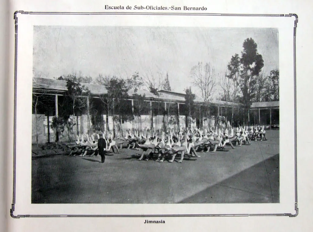 Ejércitodechile-álbumgráfico-1910-DSCF1420 — 1910 | Chile de Ayer