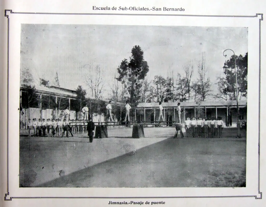 Ejércitodechile-álbumgráfico-1910-DSCF1422 — 1910 | Chile de Ayer