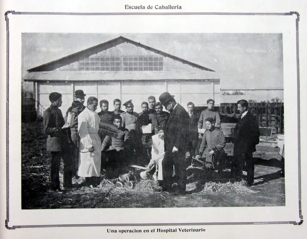 Ejércitodechile-álbumgráfico-1910-DSCF1437 — 1910 | Chile de Ayer
