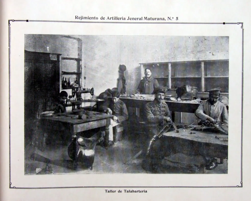 Ejércitodechile-álbumgráfico-1910-DSCF1465 — 1910 | Chile de Ayer