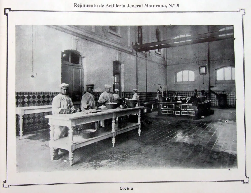 Ejércitodechile-álbumgráfico-1910-DSCF1466 — 1910 | Chile de Ayer