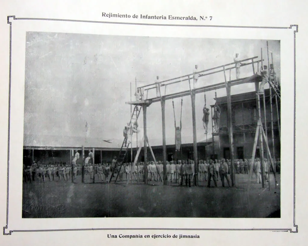 Ejércitodechile-álbumgráfico-1910-DSCF1498 — 1910 | Chile de Ayer