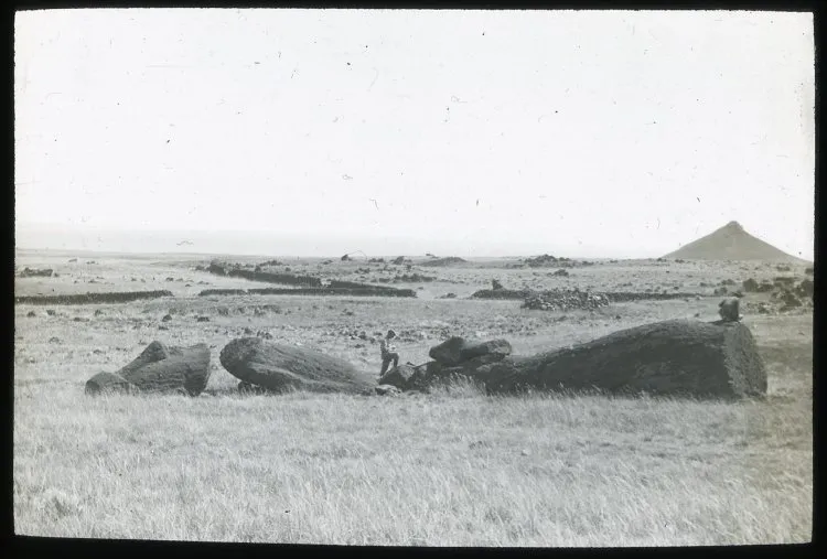 Oc,G.T.1458, Mana Expedition to Easter Island, British Museum — Isla de Pascua — 1914 | Chile de Ayer