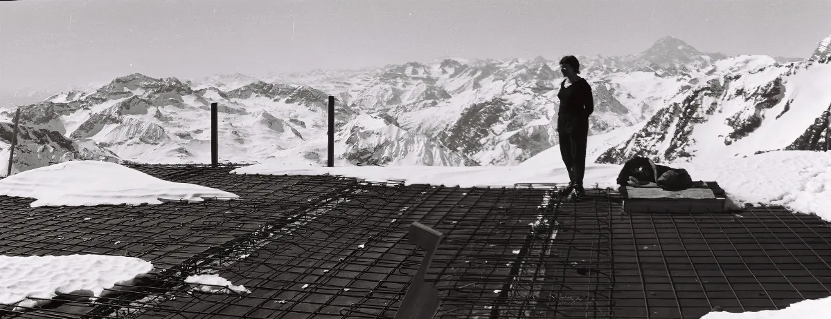 Loza del observatorio. Septiembre de 1954 — 1954 | Chile de Ayer