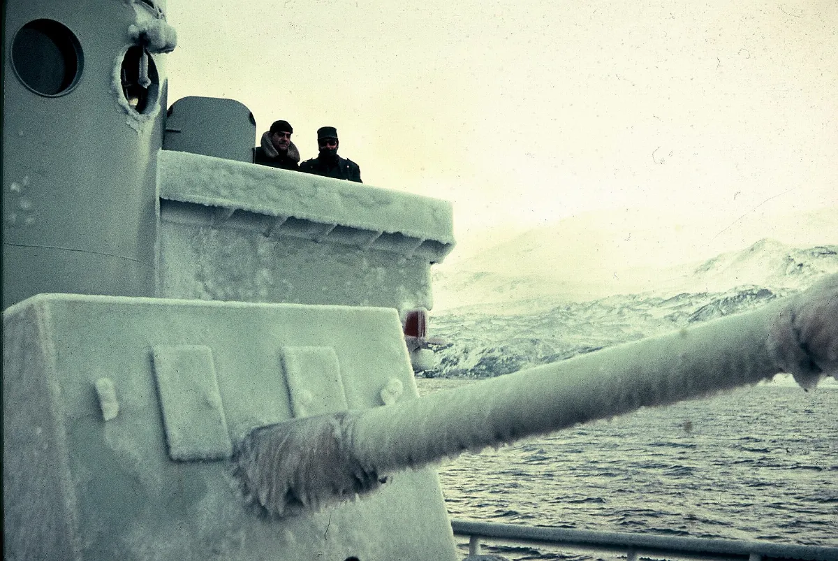 Rescate Antártica6 — 1958 | Chile de Ayer