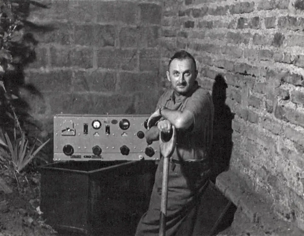 Chilean Nazi radio underground — 1944 | Chile de Ayer