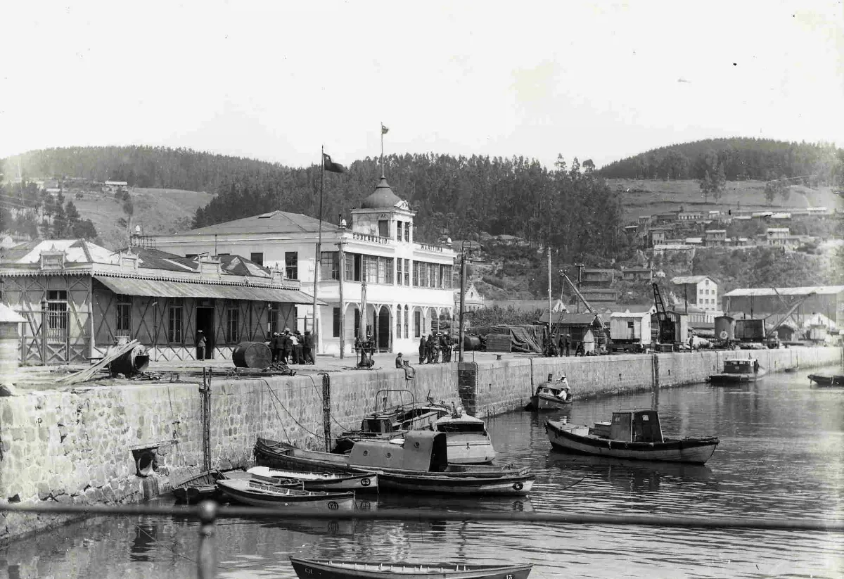 Talcahuano en 1945 — Isla de Pascua — 1945 | Chile de Ayer