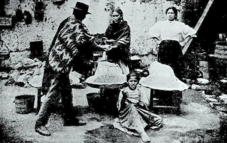 Vendedoras de Mote 1903 — 1903 | Chile de Ayer