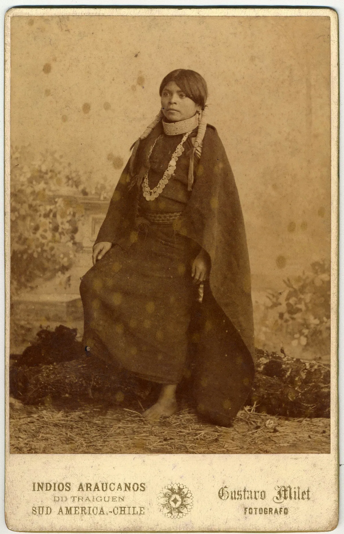 Mujer Araucana de Traiguen - Milet — Temuco — 1890 | Chile de Ayer