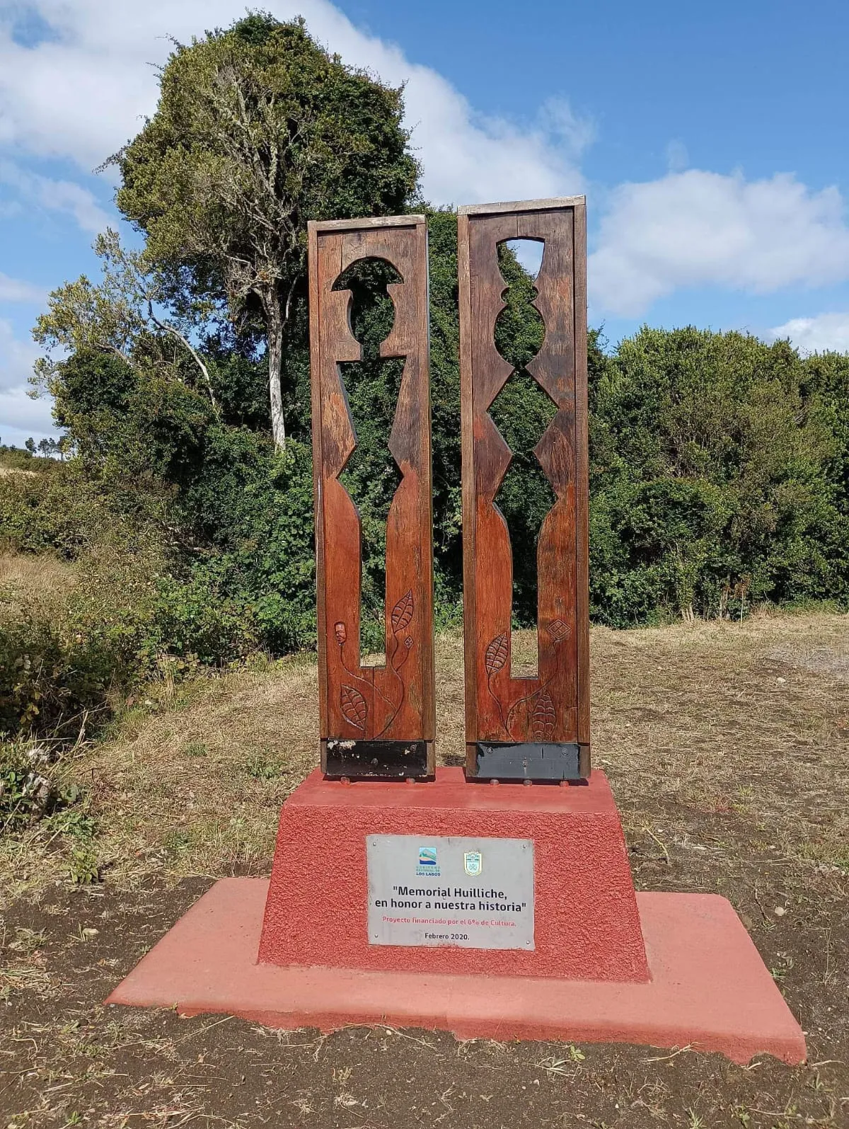 Monumento huilliche Chiloé 1712 — Puerto Montt — 1712 | Chile de Ayer