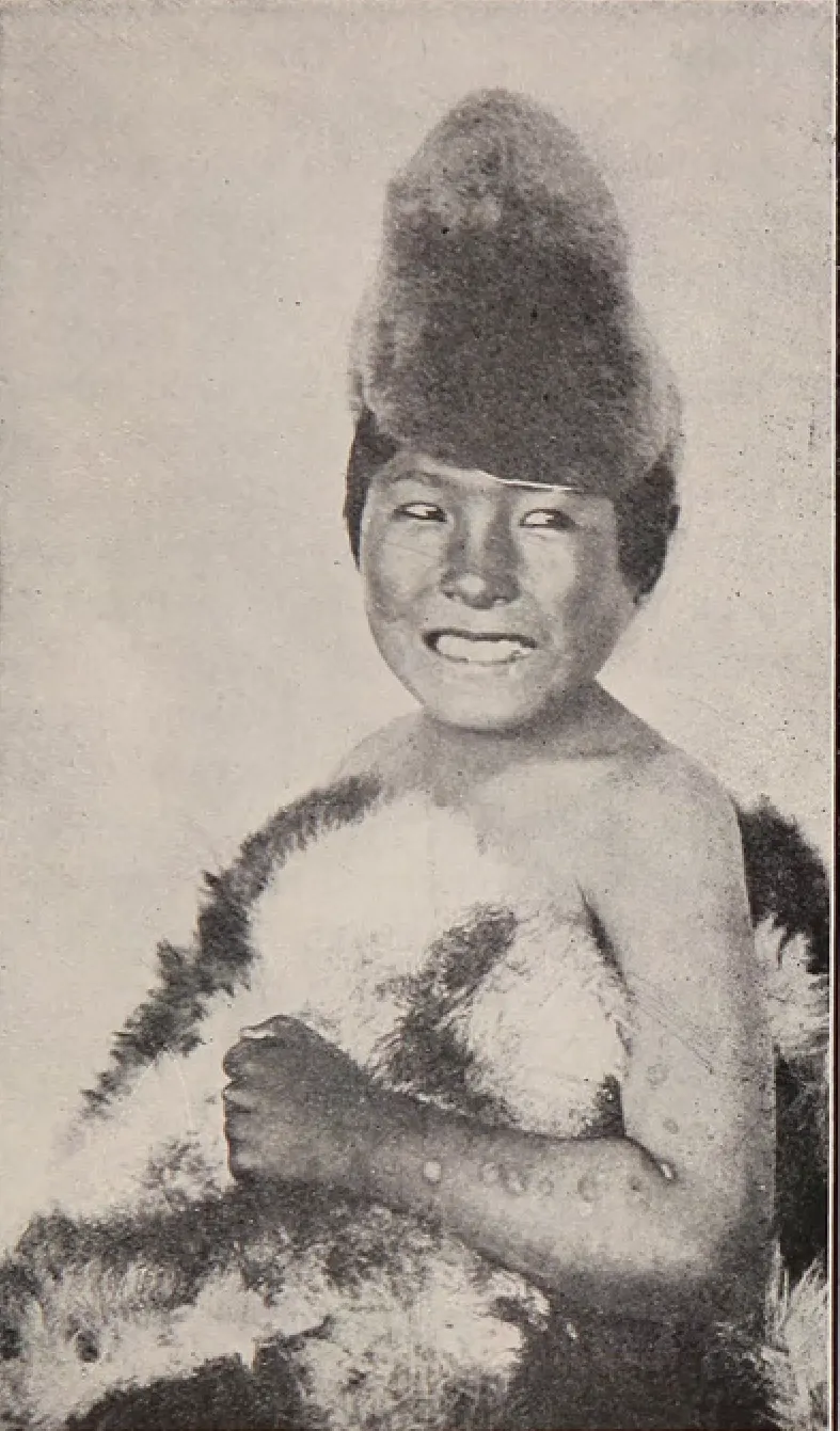 Angelito-niño selknam de la misión calendaria-Tierra del Fuego — 1924 | Chile de Ayer