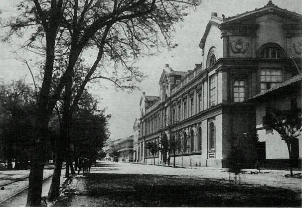 Casa Central de la U de Chile (1880) — 1880 | Chile de Ayer