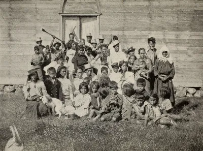 A Group of Easter Islanders Outside the Church Door, The Mystery of Easter Island, published 1919 — Isla de Pascua — 1914 | Chile de Ayer