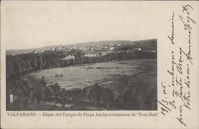 Postal mostrando certamen de fútbol en Playa Ancha en 1905 — 1905 | Chile de Ayer