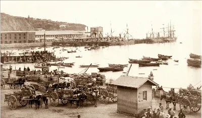 Puerto en 1890 — Municipalidad de Valparaíso — 1890 | Chile de Ayer
