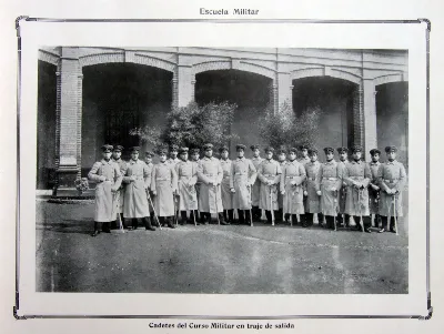 Ejércitodechile-álbumgráfico-1910-DSCF1384 — 1910 | Chile de Ayer