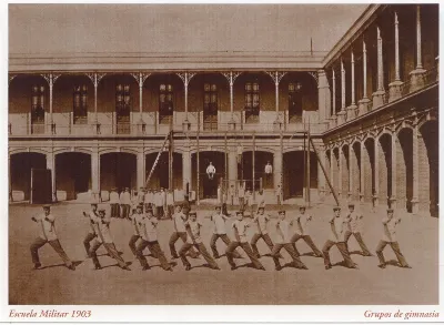 Ejércitodechile-álbumgráfico-1910-escmil003 — 1910 | Chile de Ayer