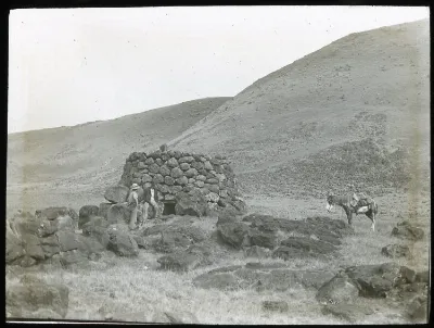 Oc,G.T.1634, Mana Expedition to Easter Island, British Museum — Isla de Pascua — 1914 | Chile de Ayer