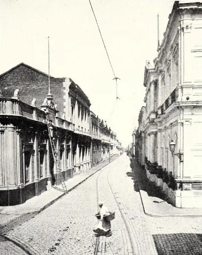 Street scene in Santiago Chile