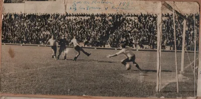 Estadio Las Zorras — Municipalidad de Valparaíso — 1937 | Chile de Ayer