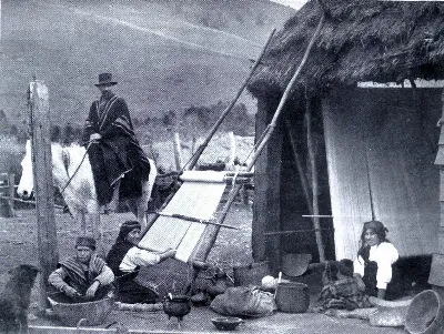 Familia Mapuche en Modern Chile — Temuco — 1913 | Chile de Ayer