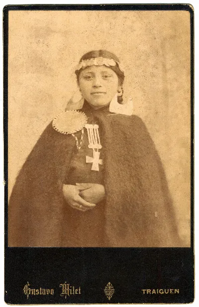 Joven Mapuche 2 - Traiguen 1890 — Temuco — 1890 | Chile de Ayer