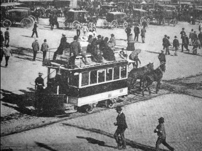Carro de sangre Estacion Central de Santiago circa 1890 — Santiago — 1890 | Chile de Ayer