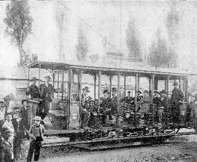Primer tranvia electrico de Santiago en pruebas (1900)