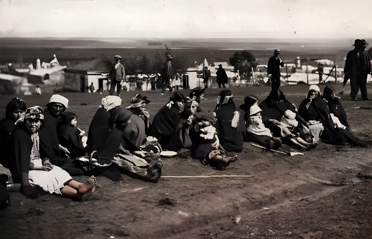 Mapuches en Nueva Imperial, Región de la Araucanía, Chile — aprox. 1900 | Chile de Ayer