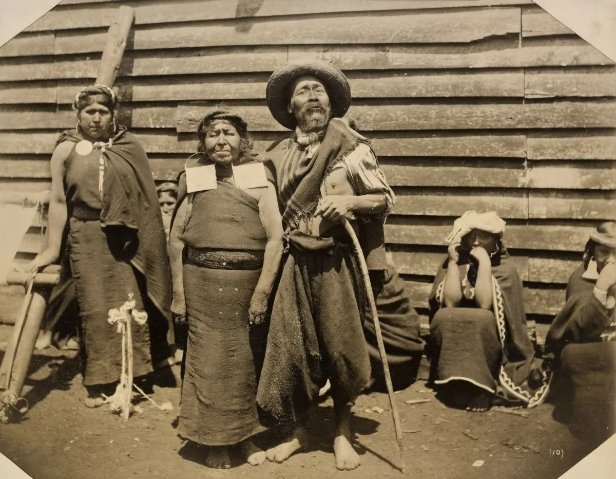 Mapuches en Chile, ca. 1890-1900 — aprox. 1890 | Chile de Ayer