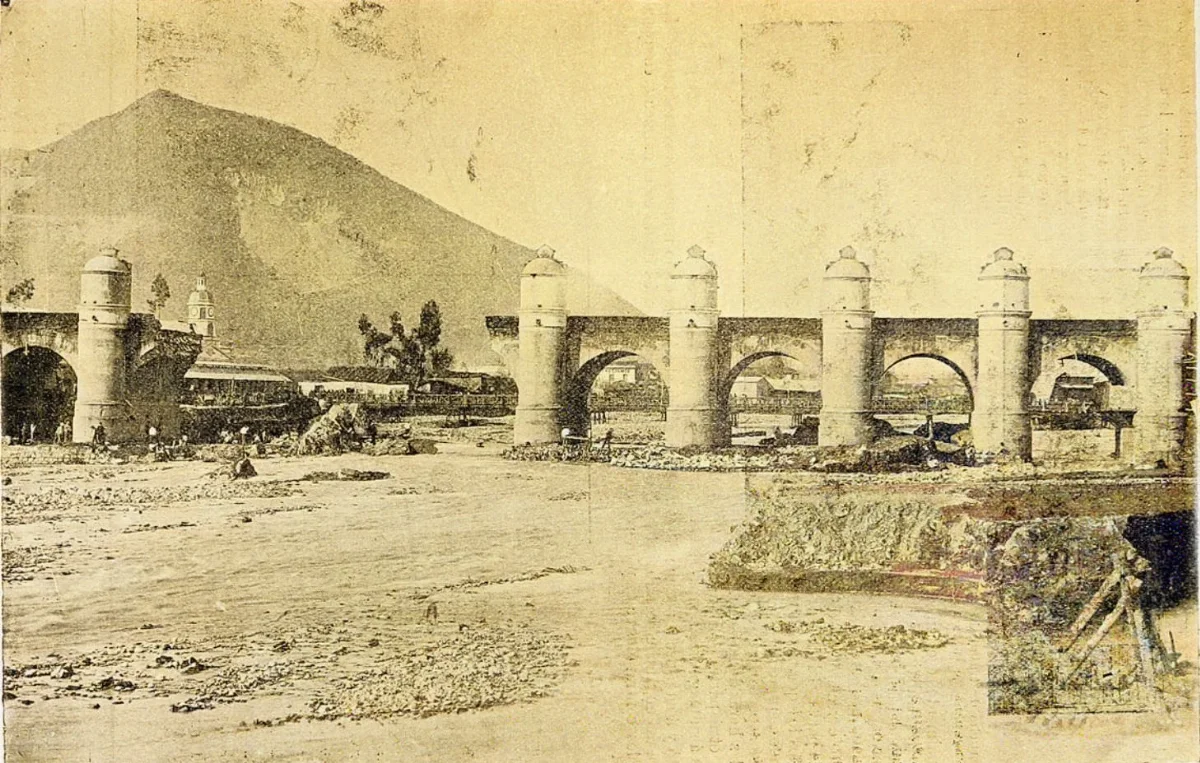 Puente de Cal y Canto — 1905 | Chile de Ayer