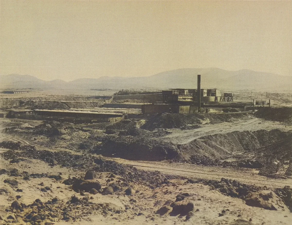 Oficina Salitrera Paposo 1889 b — 1889 | Chile de Ayer