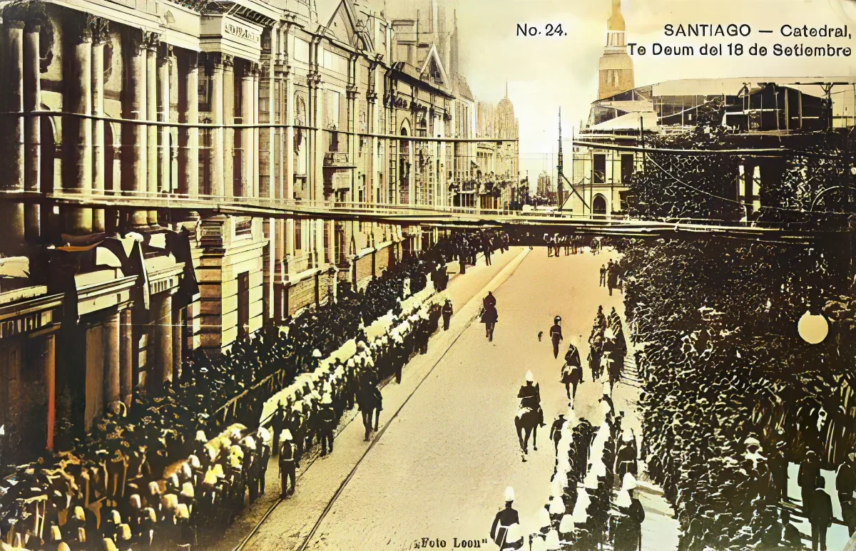 Te Deum Ecuménico de Fiestas Patrias en la Catedral de Santiago — aprox. 1900 | Chile de Ayer