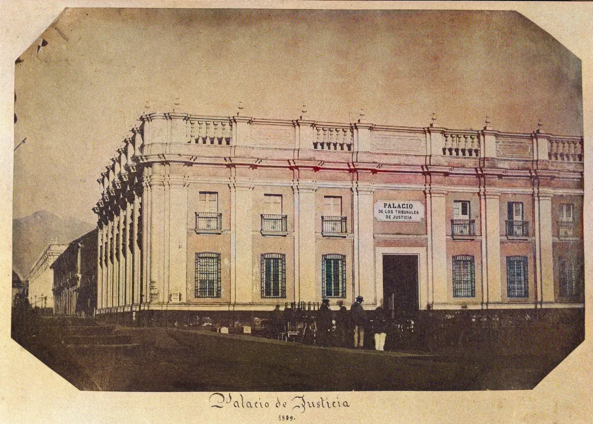 Palacio de Justicia de Santiago 1899 — Santiago — 1899 | Chile de Ayer
