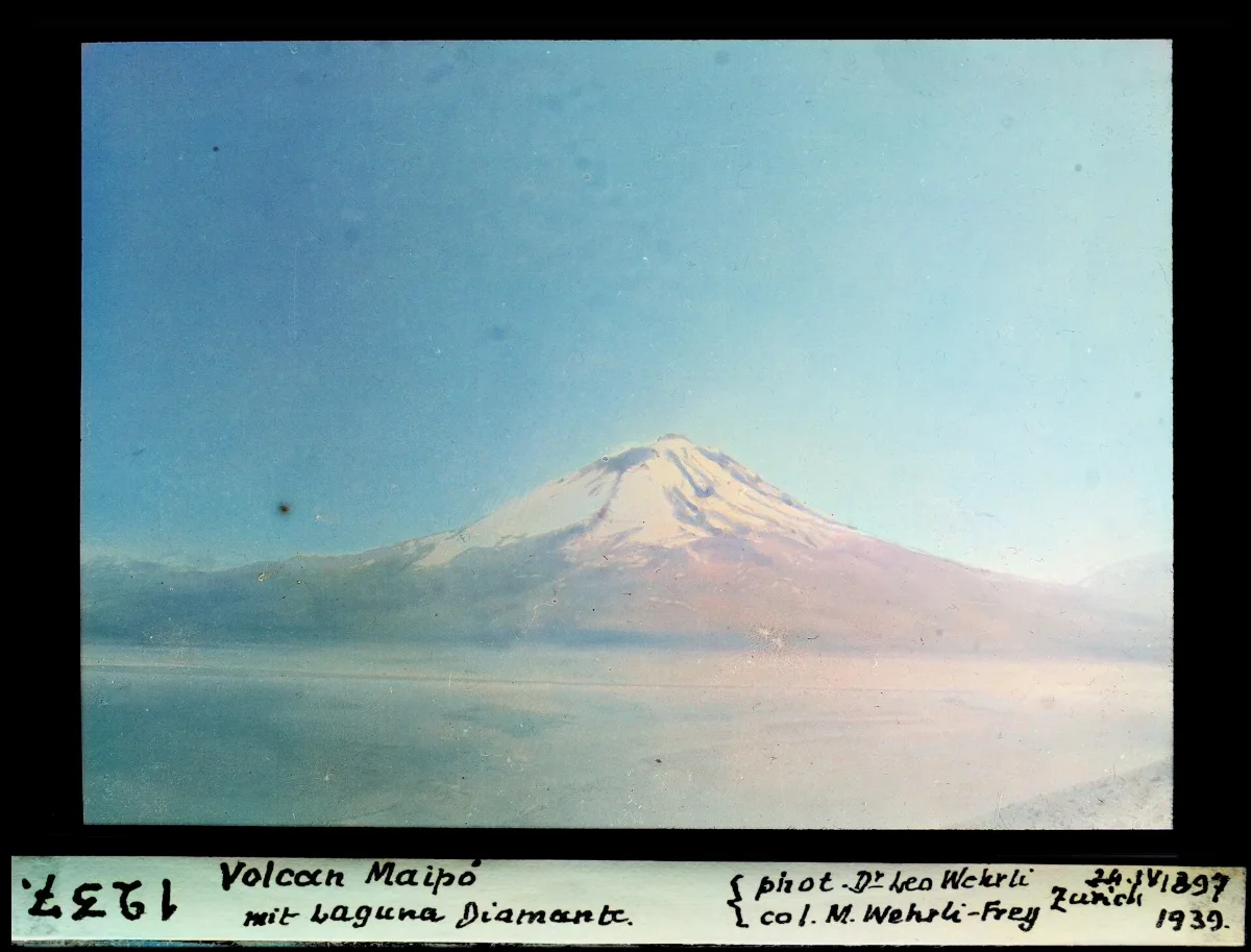 Vulcan Maipo, mit Laguna Diamante — 1897 | Chile de Ayer