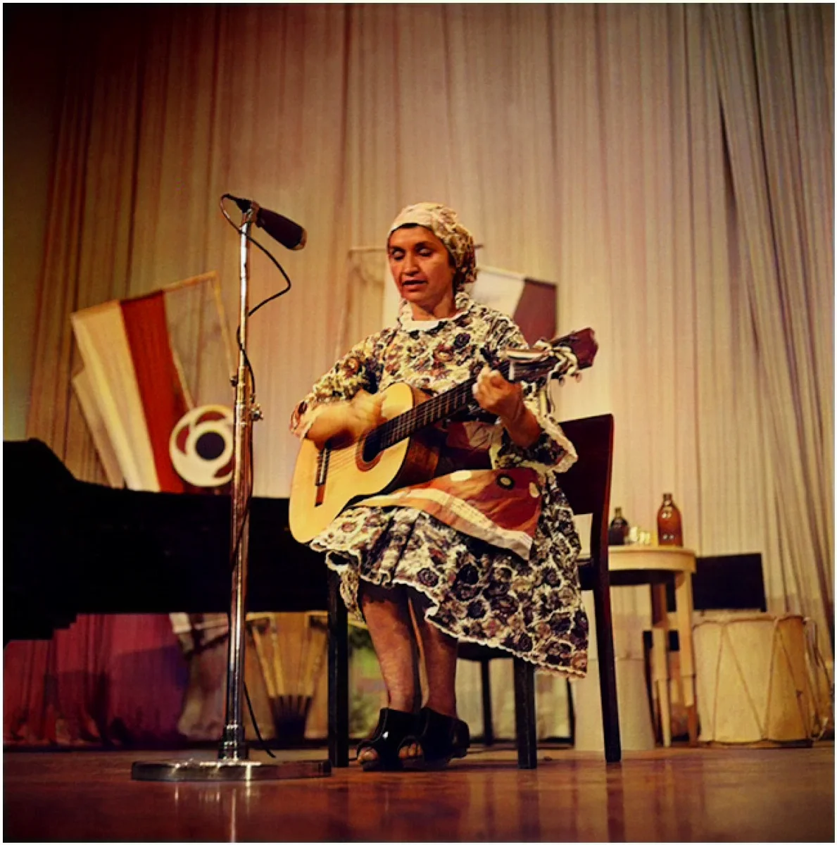 Violeta Parra en el Conservatorio de Helsinki — 1962 | Chile de Ayer