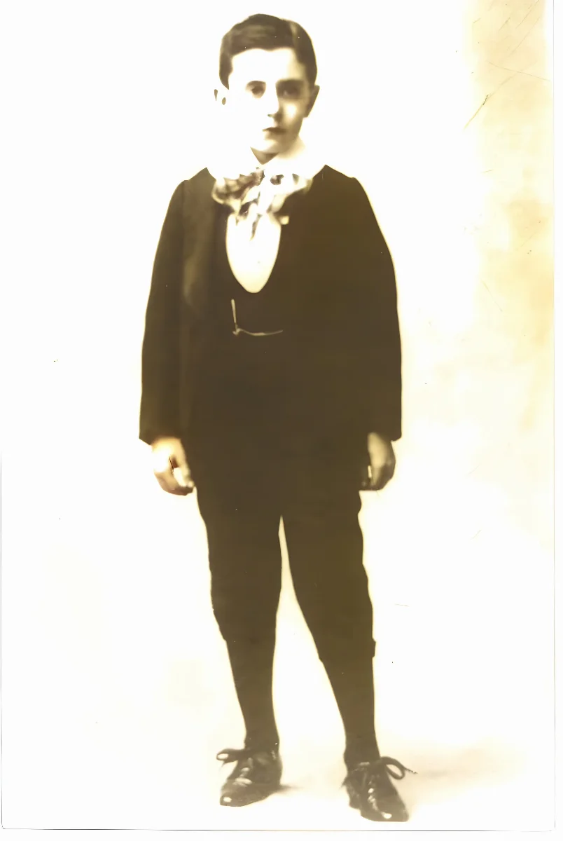 Vicente Huidobro en 1902 — 1902 | Chile de Ayer