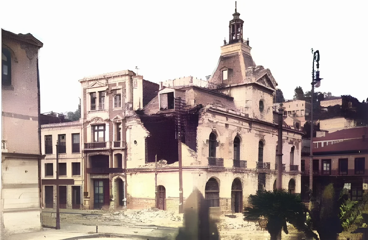 Cuartel General de Bomberos luego de Terremoto de 1906 en Valparaíso — aprox. 1906 | Chile de Ayer