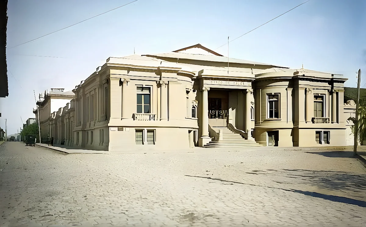 Sucursal del Banco de Talca en Cauquenes hasta 1939. — aprox. 1939 | Chile de Ayer