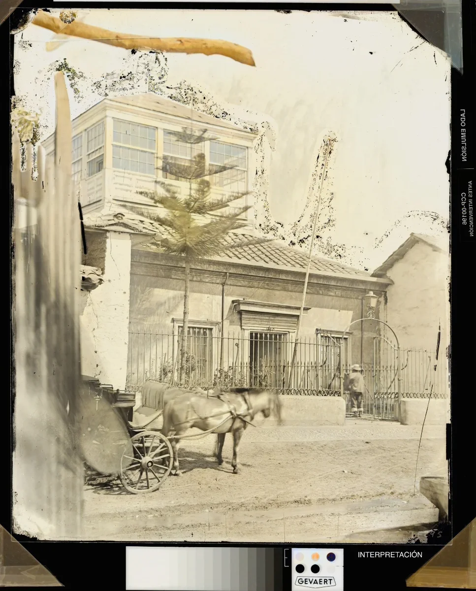 [Edificio y coche de caballos] — 1863–1864 | Chile de Ayer