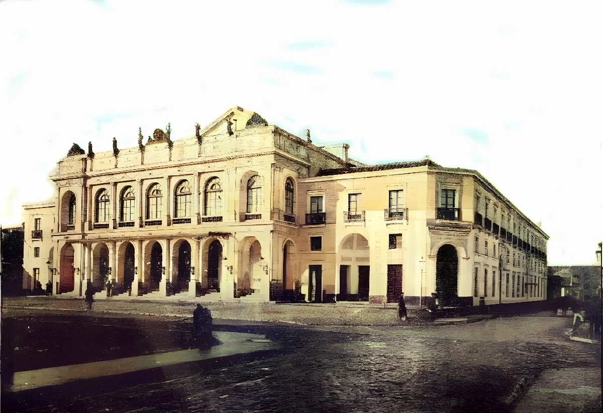 Teatro Municipal de Santiago a principios del siglo XX. — aprox. 1900 | Chile de Ayer