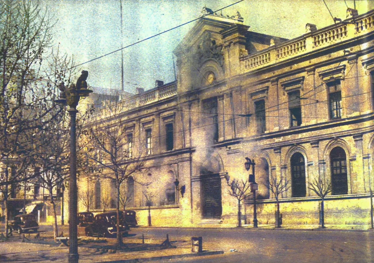 Universidad de Chile durante el intento de golpe, 5 de septiembre de 1938 — aprox. 1938 | Chile de Ayer