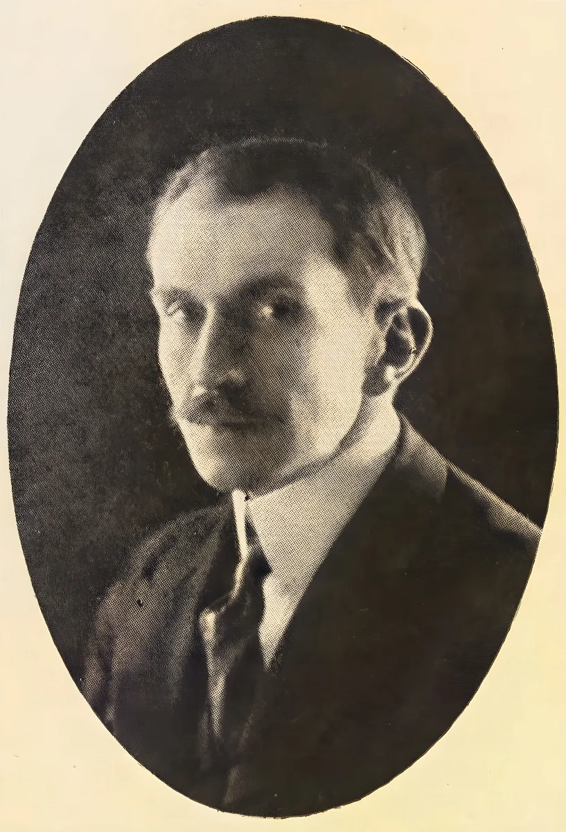 Enrique Molina Garmendia — aprox. 1920 | Chile de Ayer