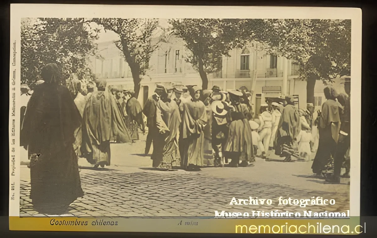 A misa — 1911 | Chile de Ayer