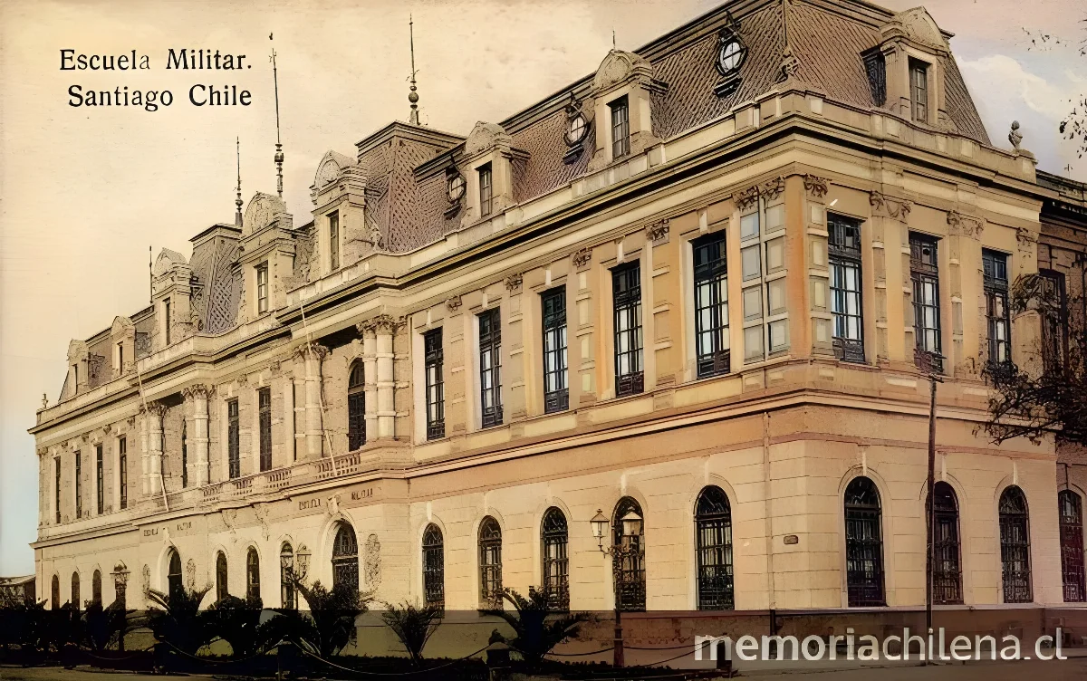 Antigua Escuela Militar — 1912 | Chile de Ayer