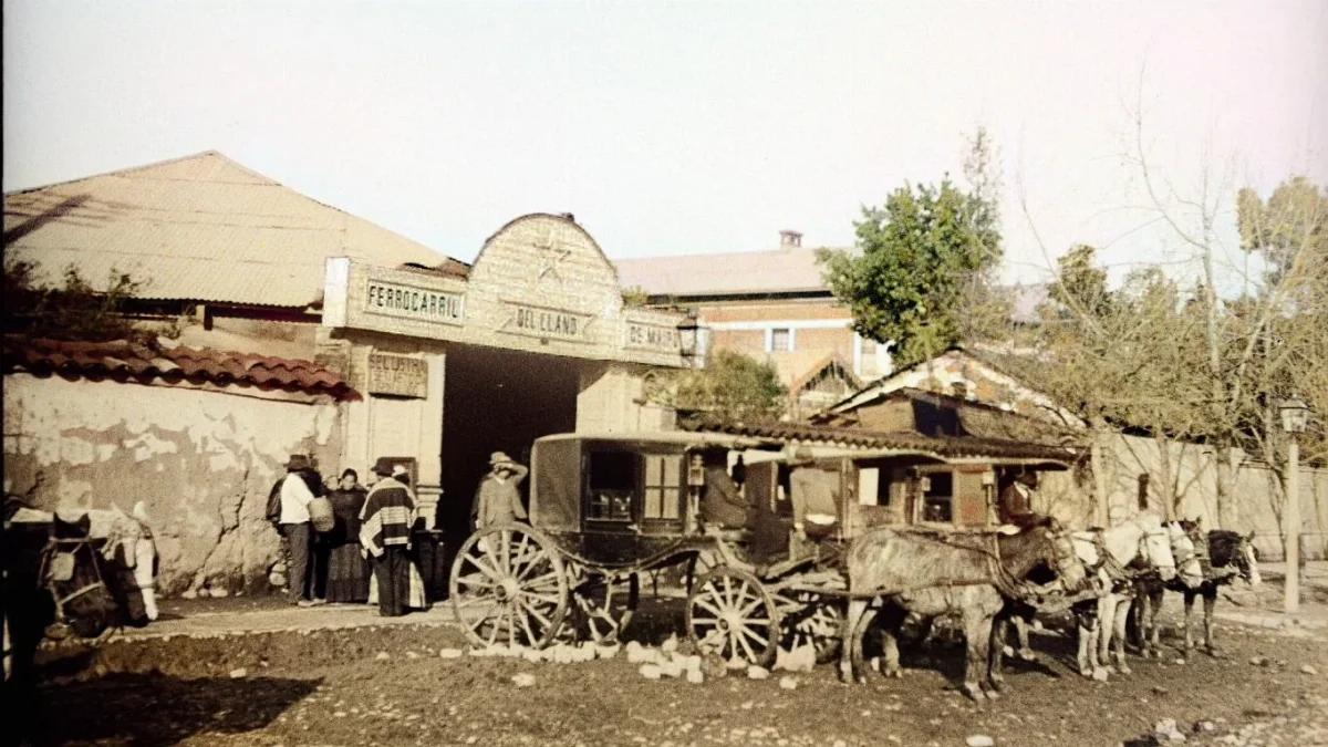 Estación Providencia del Ferrocarril del Llano de Maipo, Santiago, 1906 — aprox. 1906 | Chile de Ayer